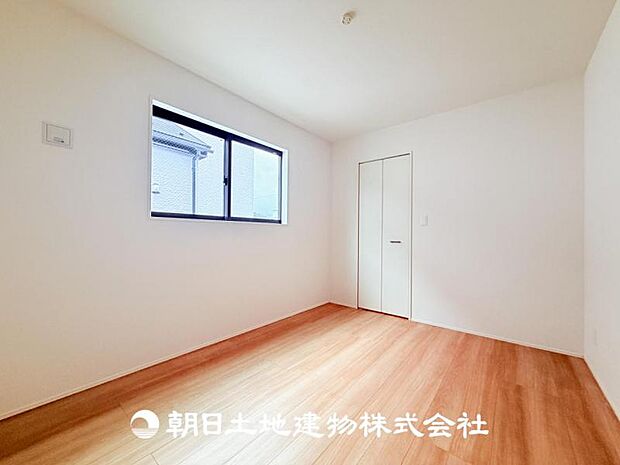 【洋室 (約6帖)】