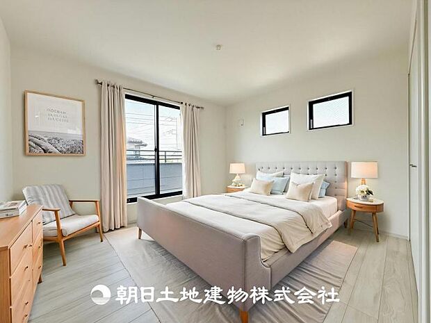 【寝室 (約7.5帖)】※画像は実際の室内写真をもとに、家具・調度品の配置例をCG合成したもので、実際とは多少異なります。また、家具等は販売価格に含まれません。