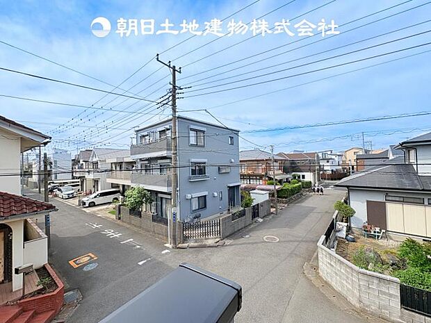 【現地眺望写真】周辺は閑静な住宅街になっております♪
