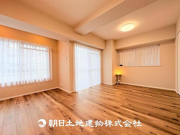 【寝室 (約9.57帖)】