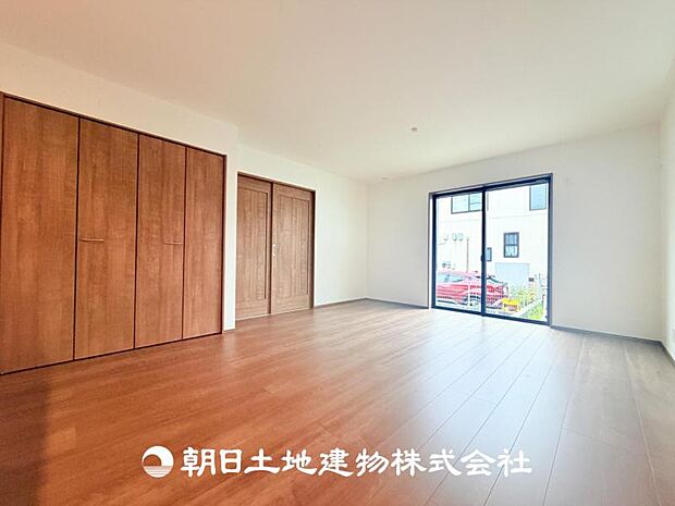 【LDK (約16.87帖)】