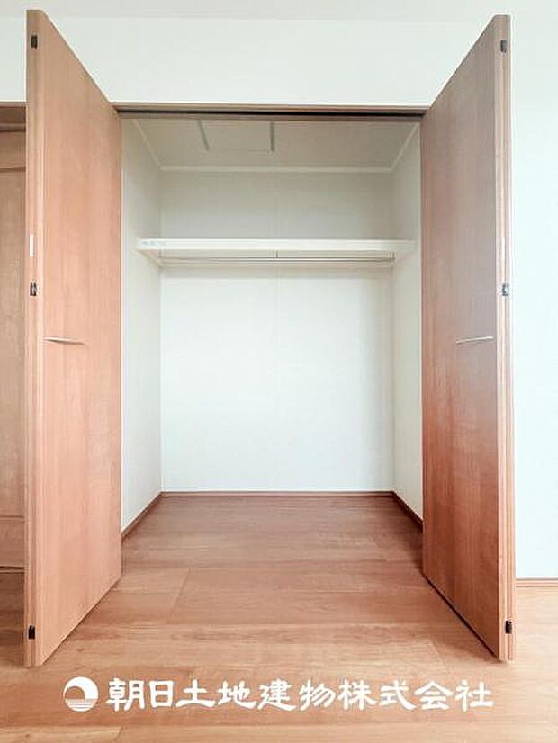 【クローゼット (寝室 約7.5帖)】