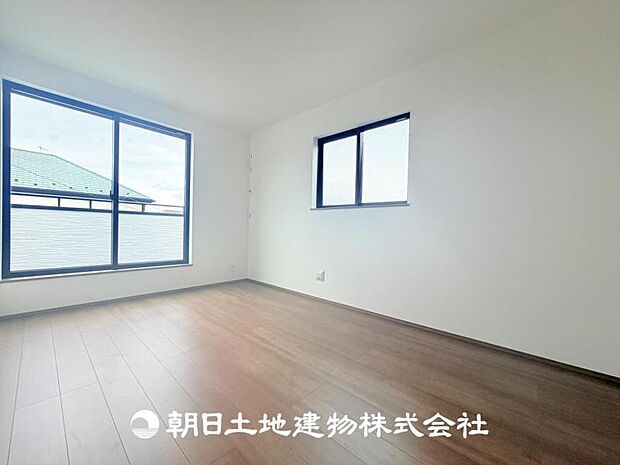 【寝室 (約7.5帖)】