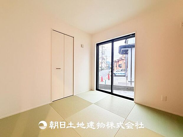 【和室 (約4.5帖)】