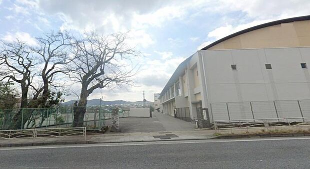 【秦野市立西中学校】