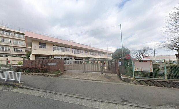 【秦野市立堀川小学校】