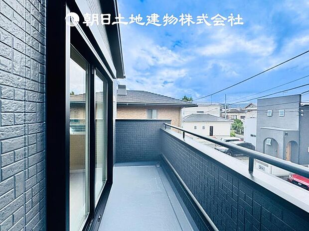 【バルコニー】