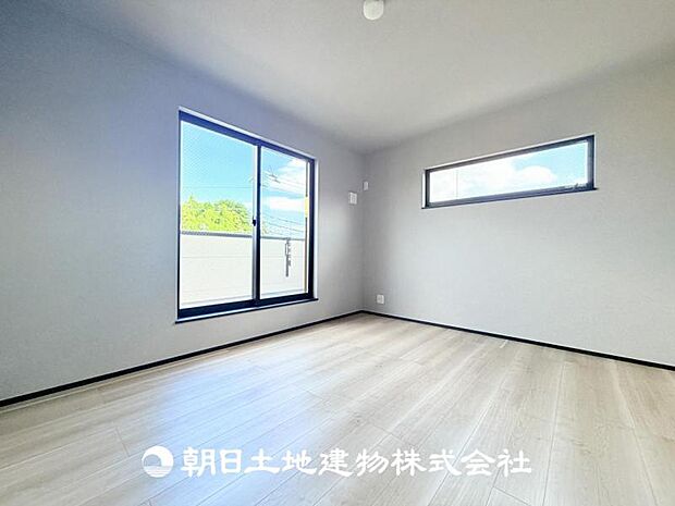 【洋室 (約7.5帖)】