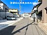 外観：【前面道路＋現地写真】