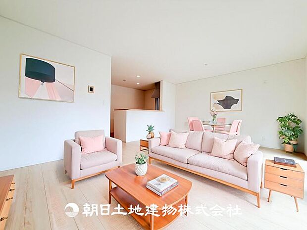 【LDK (約18帖)】※家具はCG合成で、実際とは異なります。家具等は販売価格に含まれません。