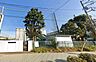 周辺：【大和市立引地台中学校】　部活動が盛んの学校です。生徒数も多くたくさんの生徒と交流ができます。