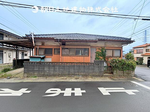【現地写真 (9月19日撮影)】古家解体前