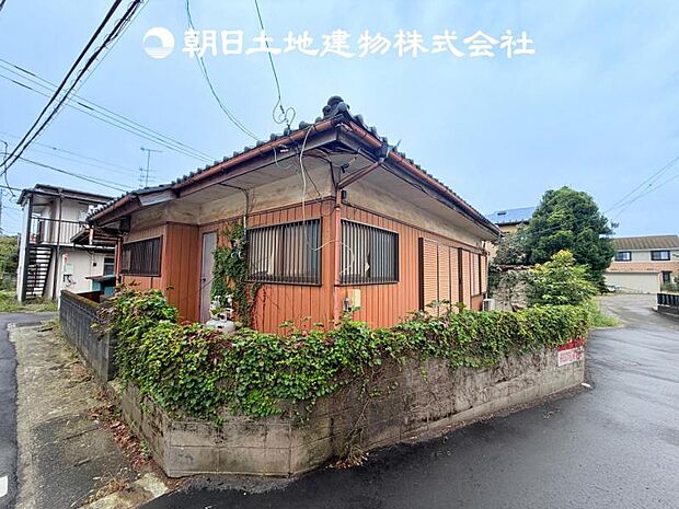 【現地写真 (9月19日撮影)】古家解体前