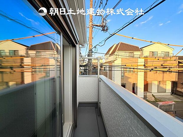 【バルコニー】