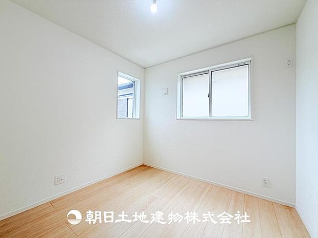 【洋室 (約5帖)】