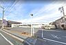 周辺：【クリエイト　新磯野店】　駐車場や駐輪場のスペースは広くて店内も広々しています。スーパー並みに品数も多くあり食料品、酒類も揃っていて便利です。