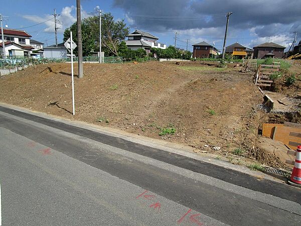 高台でプライバシーも守りやすい地形です