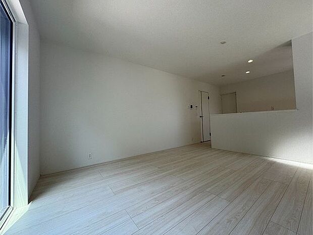 【LDK】キッチン・洗面室・浴室が近く、家事動線に配慮された間取りです。