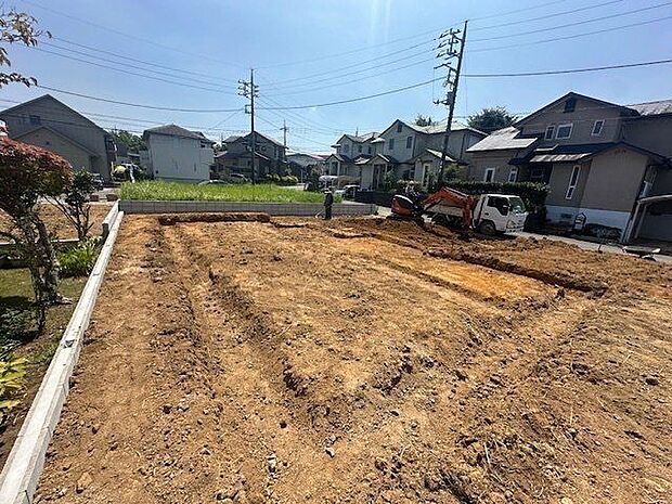 【現地写真】キッチンには、いつでも清潔な飲料水が使用できる浄水器が標準装備されています。