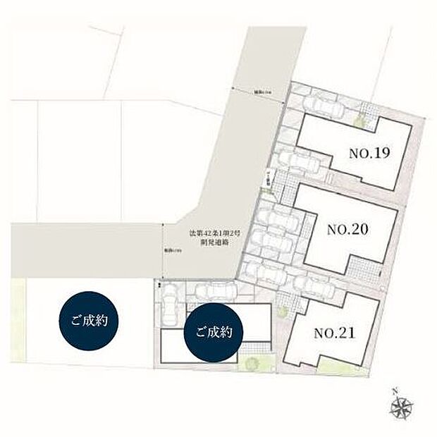 【全体区画図】コンビニ・スーパー・ドラッグストアが徒歩15分圏内にある便利な立地です。周辺は低層住宅が並ぶ第一種低層住居専用地域ですので、落ち着いた住宅街です。