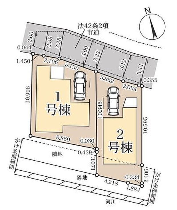 【全体区画図】お車を1台停められるガレージ付きです(車種による)!北側前面道路に面しており、日中の直射日光を避けやすい造り。周辺は徒歩圏内に生活施設が揃います。