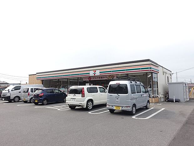セブンイレブン袖ヶ浦今井店 徒歩12分。24時間営業。お荷物の発送やコンビニエンスストアでの決済が可能な公共料金のお支払いなどもでき便利です。 902m