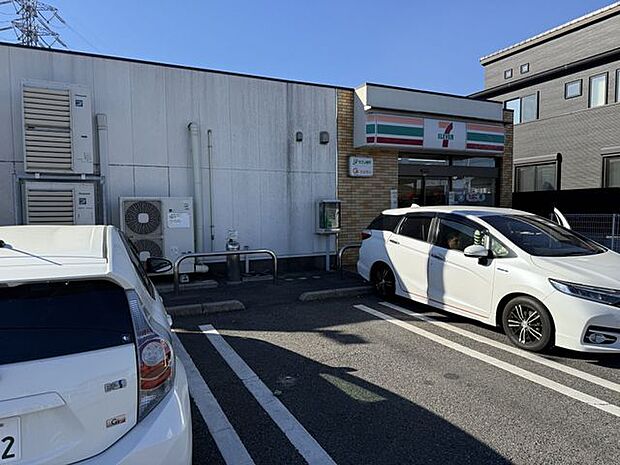 セブンイレブン蘇我店 徒歩7分。お酒・たばこ・セブンカフェなどの取り扱いがあります。ATMやマルチコピー機、モバイルバッテリーといったサービスにも対応。24時間営業。 486m