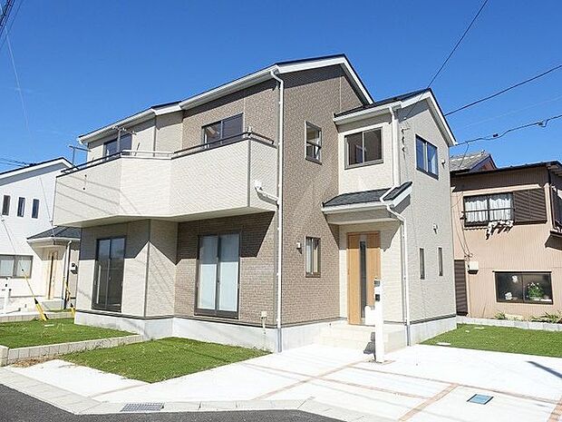 【外観/同仕様】現地見学会実施中です!周辺環境などもあわせて、詳細はお気軽にお問い合わせください。※実際とは異なる場合があります。