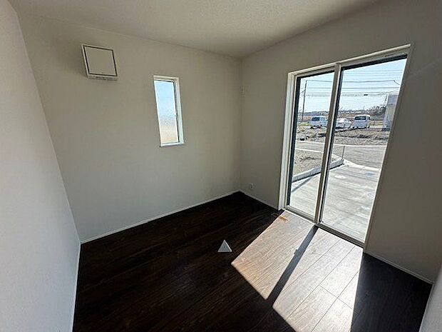 【洋室/3号棟】趣味のスペースや、リモートワークルームとしても便利に使えます。