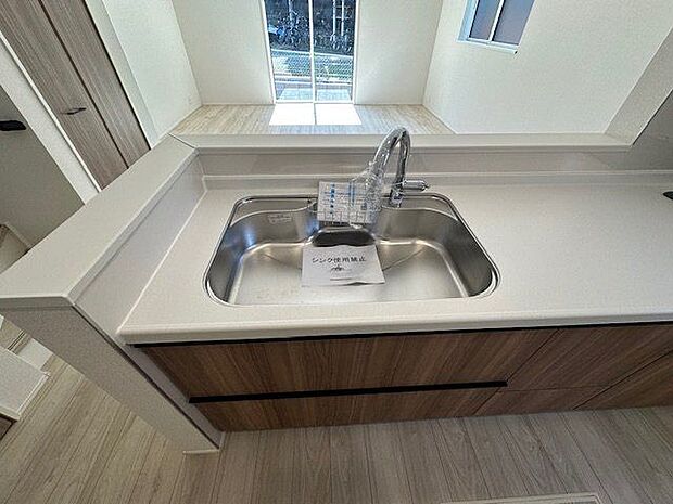 【キッチン/7号棟】清潔に保ちやすい、ステンレスシンクを採用しています。