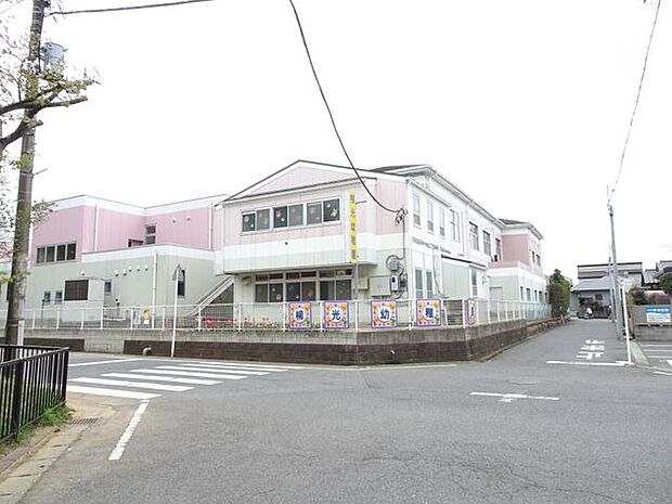 柳光幼稚園 徒歩27分。保育時間/9:00〜14:00。預かり保育/8:00〜17:30(長期休暇中も同じ)。 2100m