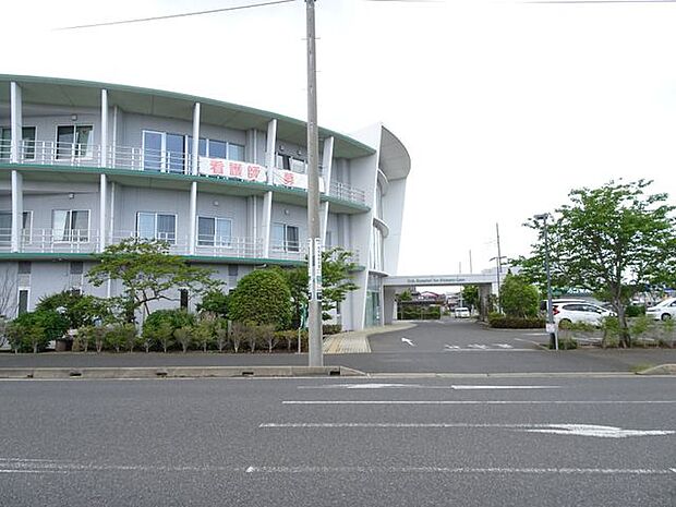 みどりのは 葉記念病院 徒歩17分。診療科目/整形外科、泌尿器科、形成外科、内科、リハビリテーション科、麻酔科。 1300m