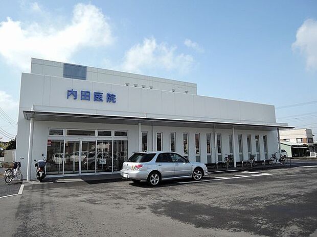 内田医院 徒歩25分。診療時間/(月・火・木・金)9:00〜12:00・14:00〜17:00。駐車場30台あり。 1940m