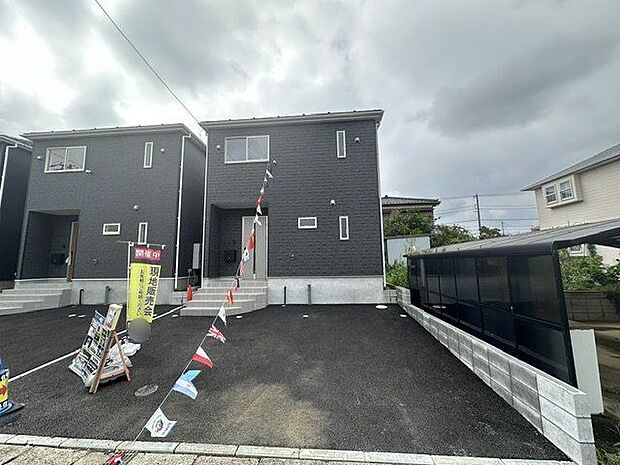 【外観写真/1号棟】耐震等級3取得・制震装置「SAFE365」が搭載された、地震に強い住まいです。フラット35S(金利Aタイプ)利用可能。