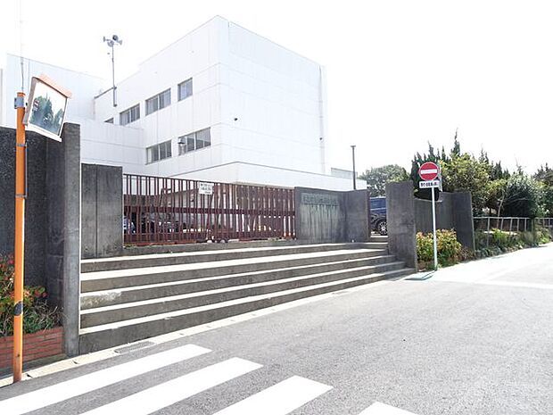 木更津市立祇園小学校 徒歩8分。学校HPでは、各種お知らせやお便り、行事予定などをご確認いただけます。 600m