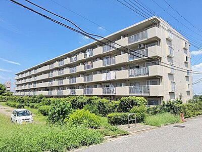 外観:【外観】2026年7月リフォーム完了!キッチン・トイレなど水廻り設備の交換や、クロス・床の張替などが行われ、快適な住空間に生まれ変わりました。 外観:【外観】2026年7月リフォーム完了!キッチン・トイレなど水廻り設備の交換や、クロス・床の張替などが行われ、快適な住空間に生まれ変わりました。