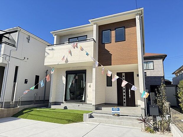【外観/同仕様】長期にわたって良好な状態で住み続けられる「長期優良住宅」認定物件です。※実際とは異なる場合があります。