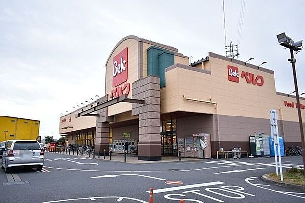 ベルク 千葉浜野店 徒歩20分。夜遅くまで営業しているため、ライフスタイルに合わせて利用できます。/営業時間9:00〜0:00 1400m