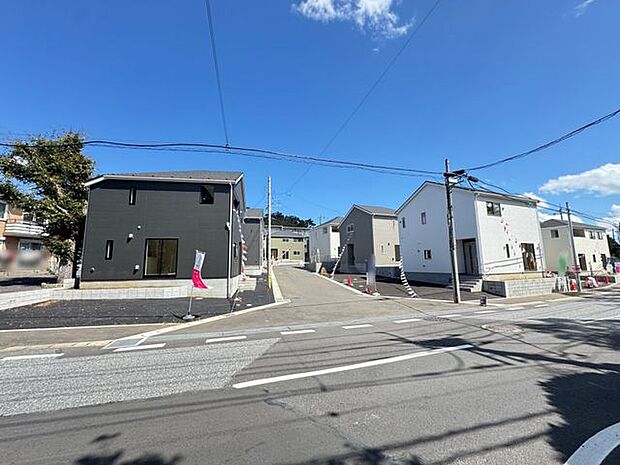 【全体の外観】現地見学会実施中です!周辺環境などもあわせて、詳細はお気軽にお問い合わせください。