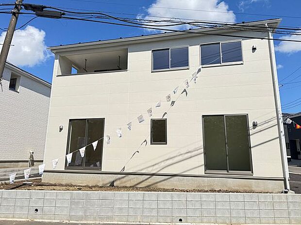 【現地外観写真/12号棟】暮らしやすさに配慮された機能的な間取り設計です。