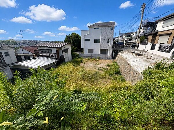 【外観】日当りも良好！目の前に広がる開放感とゆとりと暮らし！～～夢を育む住まいがここにはあります～～