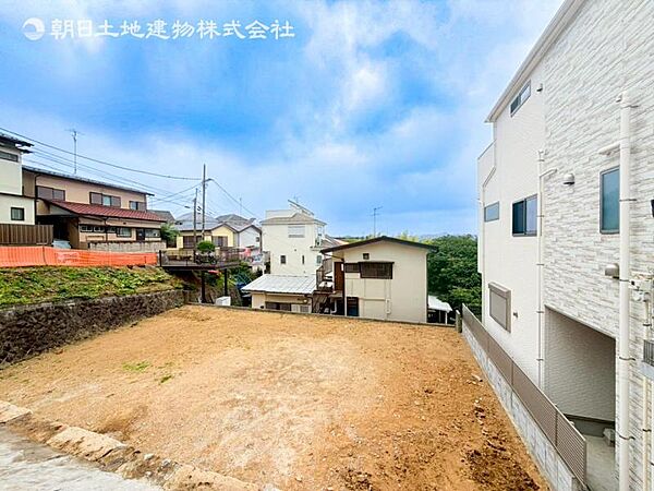 陽射しと心地よい風が自慢の立地！新鮮な空気と光が広がる空間！