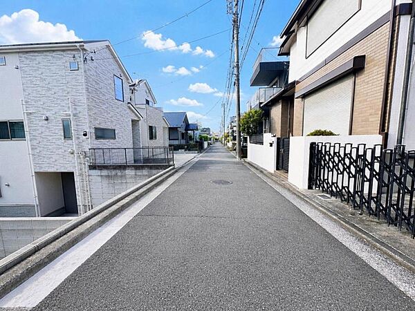 陽射しと心地よい風が自慢の立地！新鮮な空気と光が広がる空間！