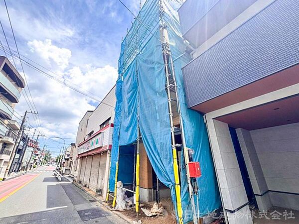 オープンでゆとりある住空間を生み出す、広がりとゆとりです！！たっぷりの光が差し込む気持ちのいい立地です。