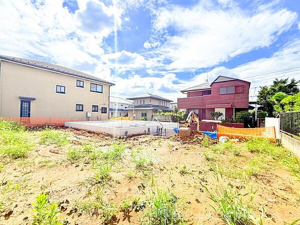 オープンでゆとりある住空間を生み出す、広がりとゆとりです！！たっぷりの光が差し込む気持ちのいい立地です。