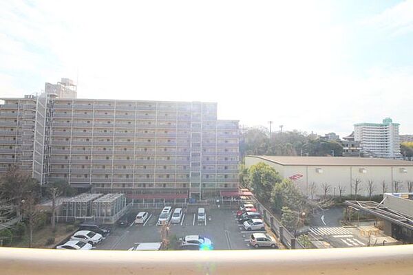 ■6階部分の南向き住戸で陽当り・眺望良好