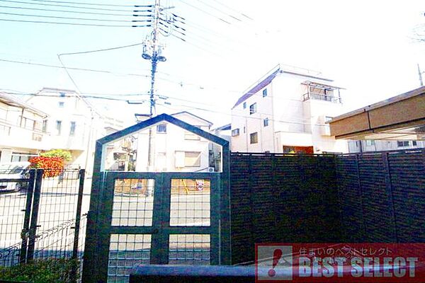 ■荷物の受け取りに便利な宅配ボックス完備■ＴＶモニター付きオートロック完備で安心のセキュリティ