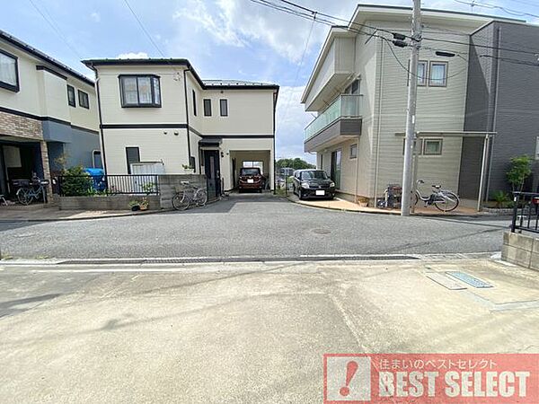 ■土地面積：90平米（27．22坪）、カースペース2台分あり