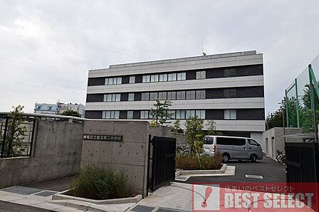 練馬区立豊玉第二小学校まで徒歩4分 290m