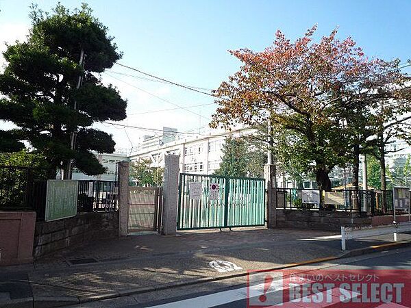北区立豊川小学校　徒歩7分 520m